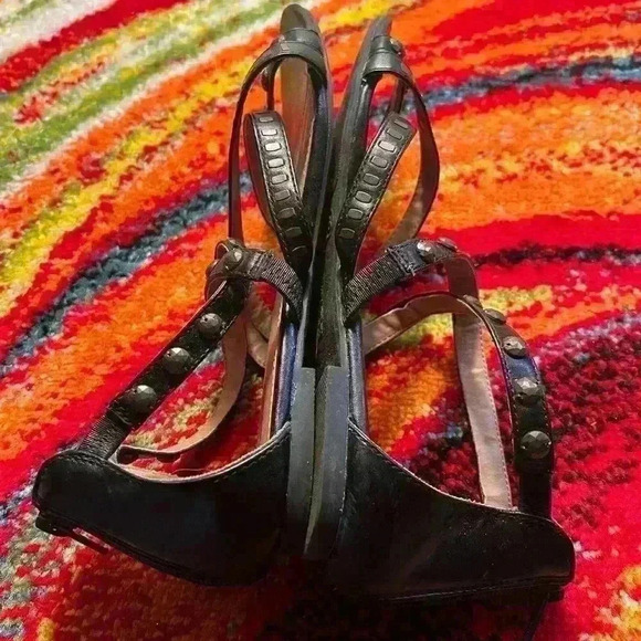 Bongo Black‎ Sandals - Size 8 - Picture 2 of 4